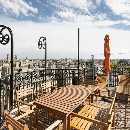아파트 Wehost - Studio With Eiffel Tower View In Heart Of 7E Arrondissement 파리